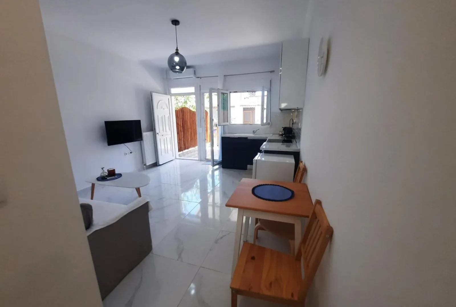 House B Diavata, Thessaloniki Appartement Griekenland